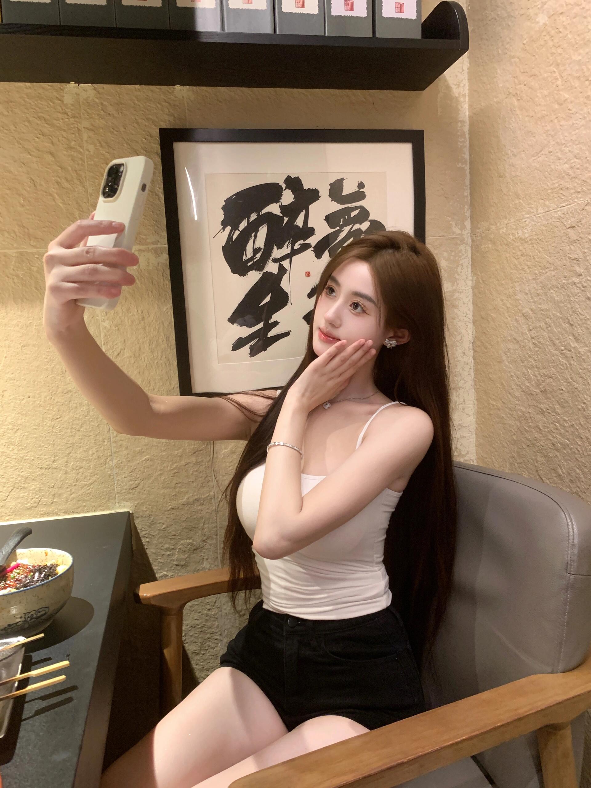 女网红合集吃瓜，快手女网红吃瓜