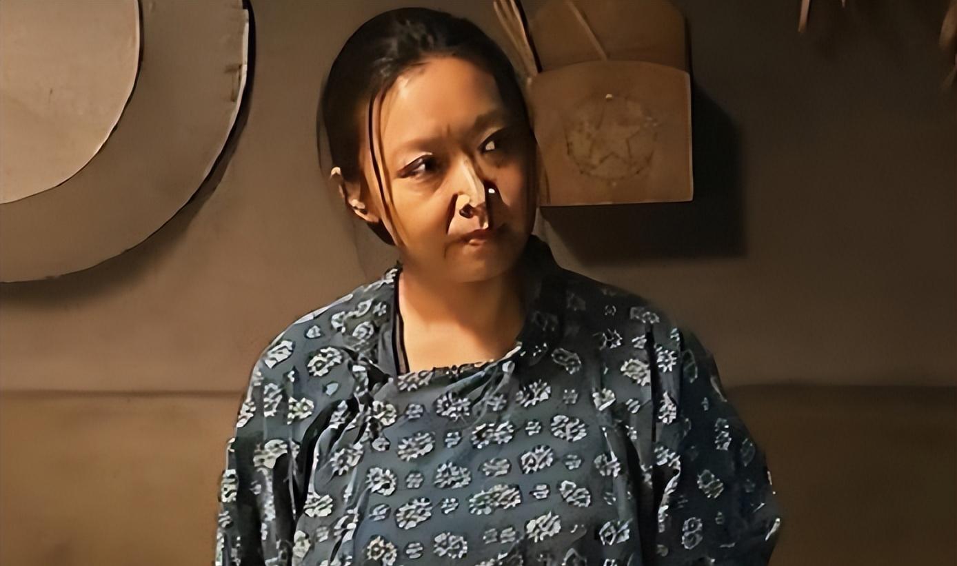 当年你抛夫弃子跑去跟别人过日子	，这会儿跑来让俺儿给你养儿子？_当年你抛夫弃子跑去跟别人过日子，这会儿跑来让俺儿给你养儿子？_