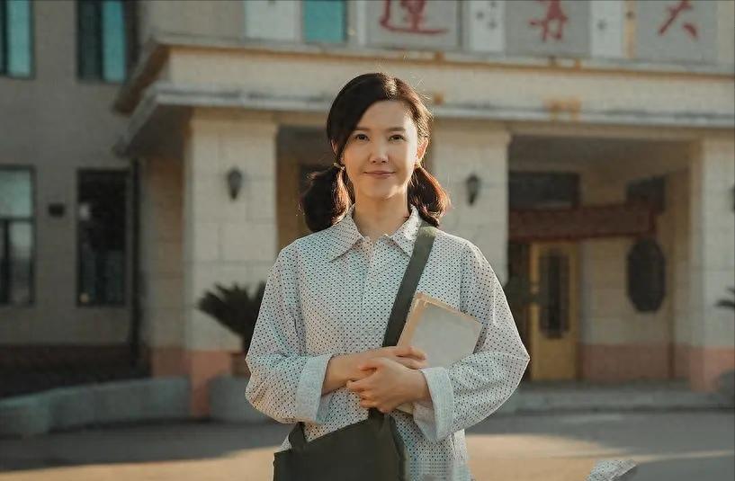 _当年你抛夫弃子跑去跟别人过日子，这会儿跑来让俺儿给你养儿子？_当年你抛夫弃子跑去跟别人过日子，这会儿跑来让俺儿给你养儿子？