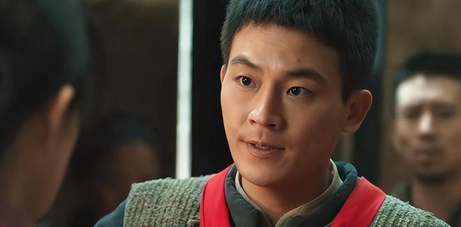 今晚开播！主演阵容强大	，年代剧又出王炸，《生万物》请靠边站__今晚开播！主演阵容强大，年代剧又出王炸	，《生万物》请靠边站