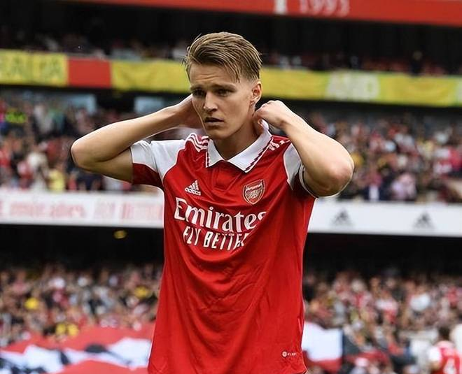 fifaol4阿森纳名宿__阿森纳的队长